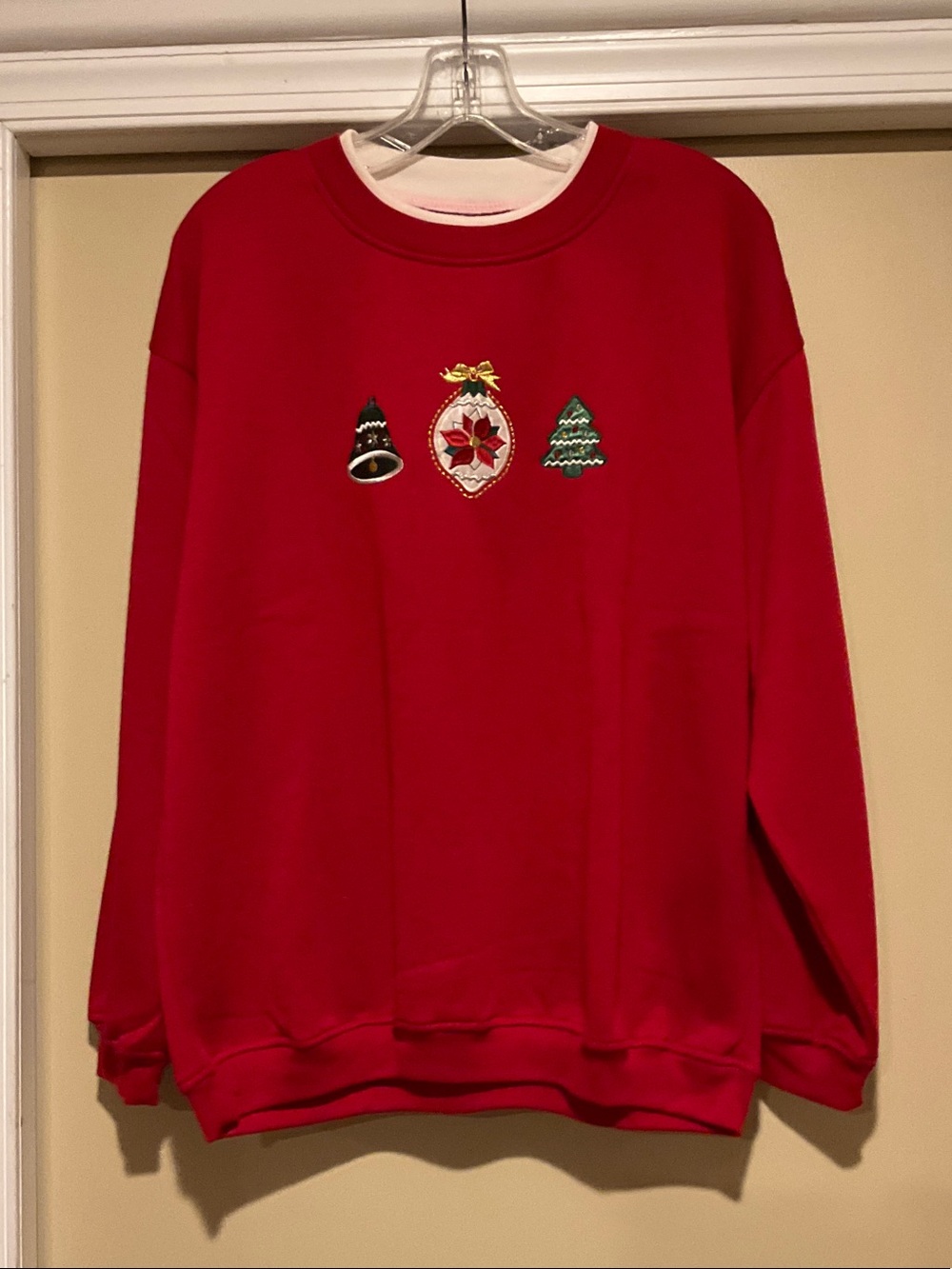 NWT Misses Vintage Basic Editions mock-layered collar with Christmas Designs